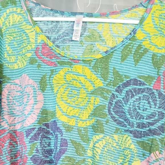 Lularoe classic tee - Picture 1 of 1
